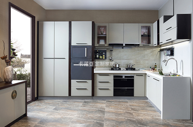 定制櫥柜用什么板材好？六種常見(jiàn)的櫥柜板材介紹